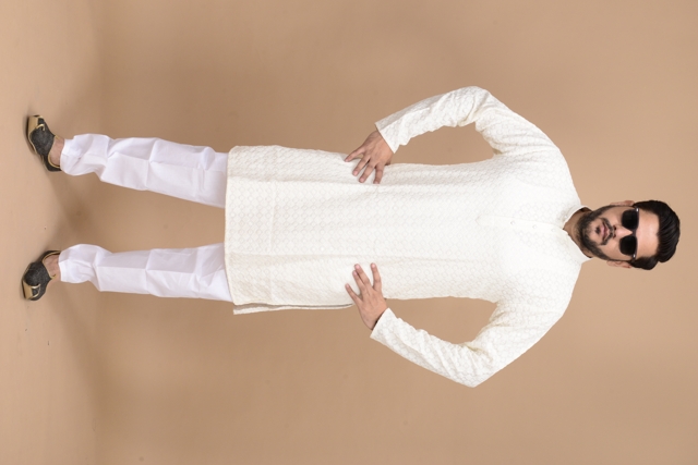 Chikankari Kurta Pyjama in Off White colour