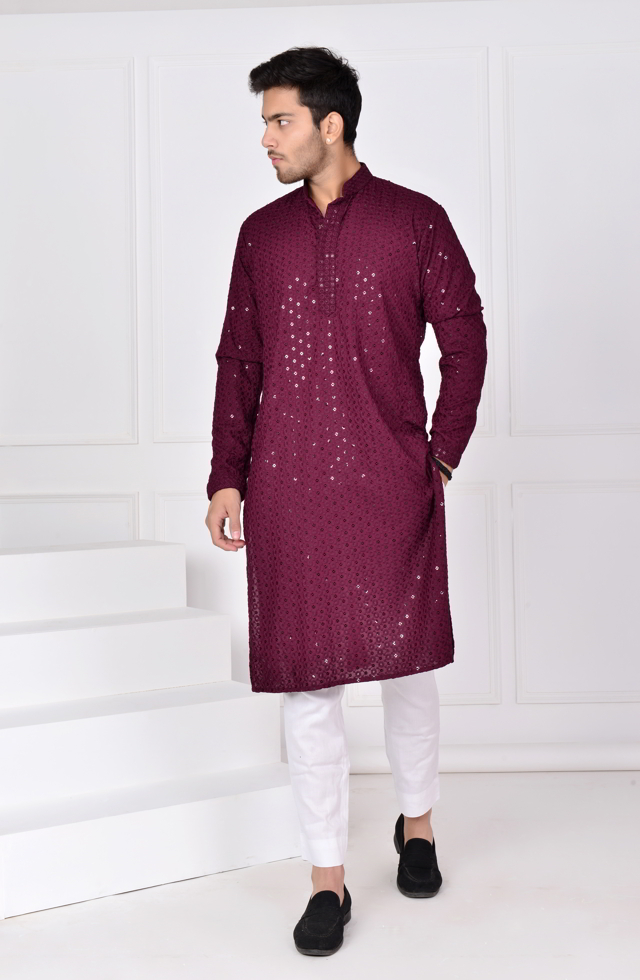 Modish Men Kurta With Round Sequence Design